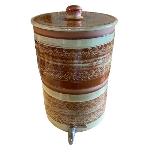 Photo de Poterie de Queuille a la Fete des Plantes de Drevant